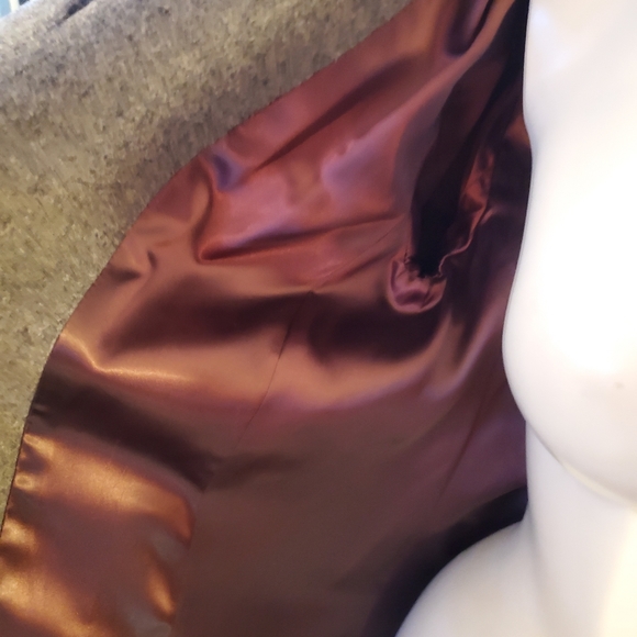 Classy Vintage Gray Wool Coat - Picture 9 of 16